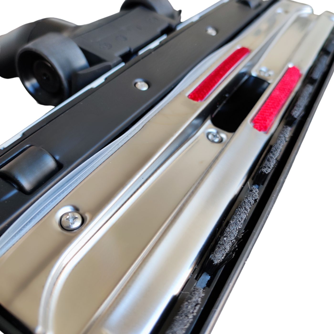 Brosse combinée à pédale pour sol lisse/moquette